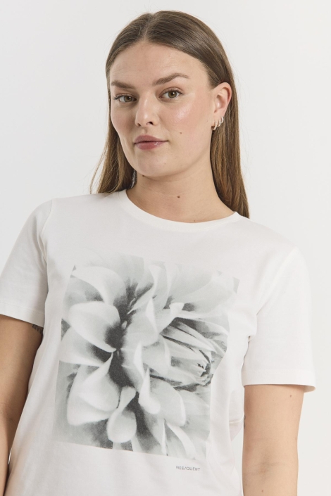 Freequent fqsure tee